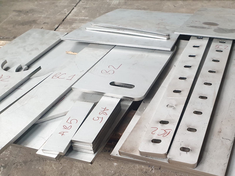 Cắt laser inox sáng bóng bằng khí Nitơ